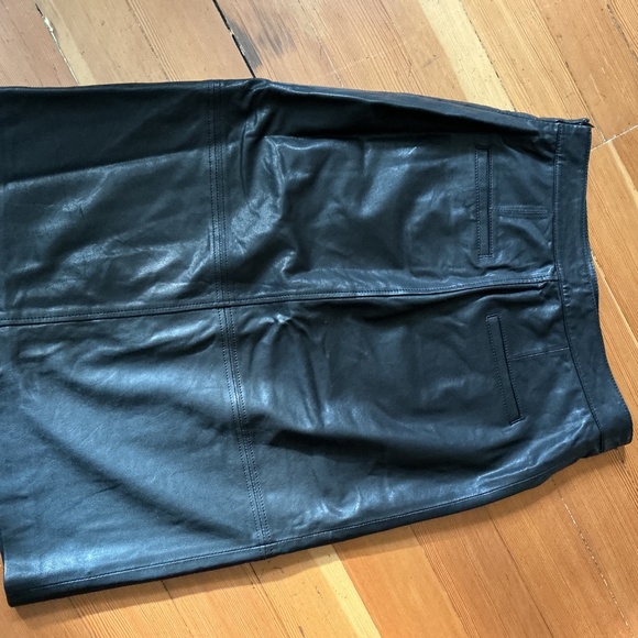Filippa K leather skirt - Picture 3 of 6